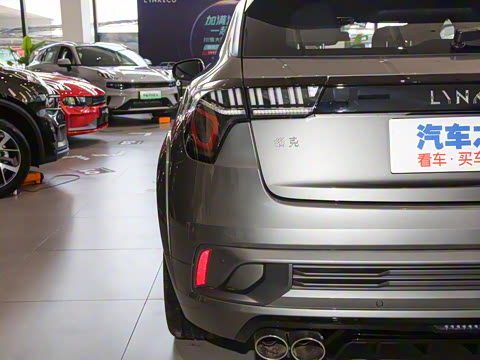 2022�� 2.0TD Plus