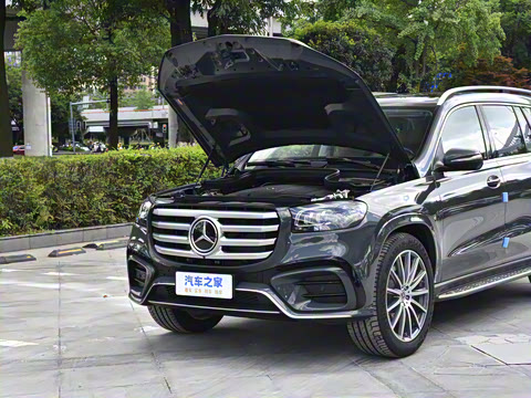 2025�� GLS 450 4MATIC ������