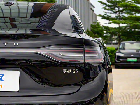 2025�� ���� Max