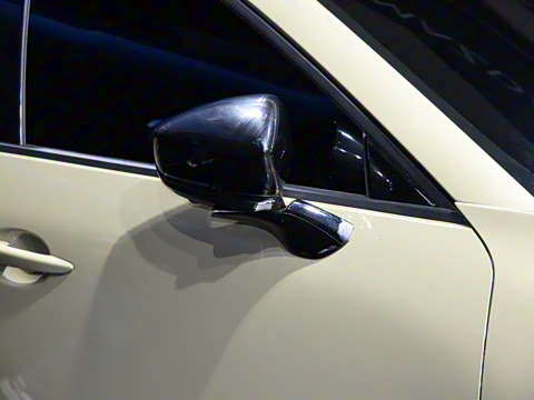 2023�� 2.5L ���а�