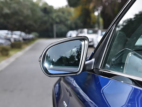 2023�� AMG GLC 43 4MATIC ����SUV