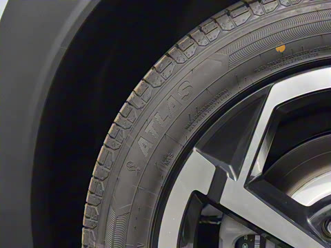 2025�� ���ܰ� 1.5T ��������