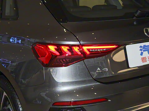 2023�� Sportback 35 TFSI ʱ���˶���