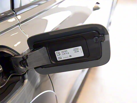 2023�� allroad quattro 55 TFSI ����ԽҰ��