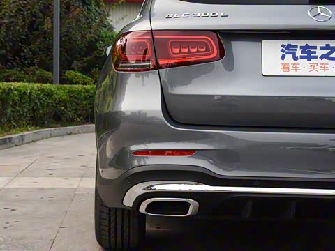 2020�� GLC 300 L 4MATIC ������