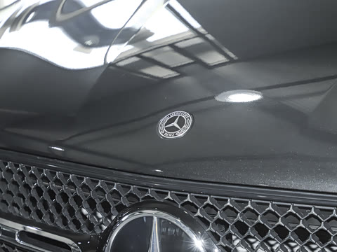 2025�� �Ŀ� GLC 300 4MATIC ����SUV