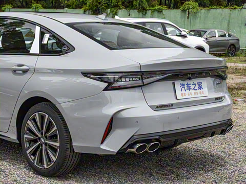 2025�� 2.0T �Զ���+