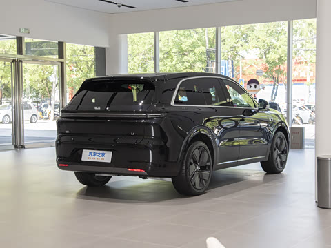 2025�� Max ���ܻ��°�