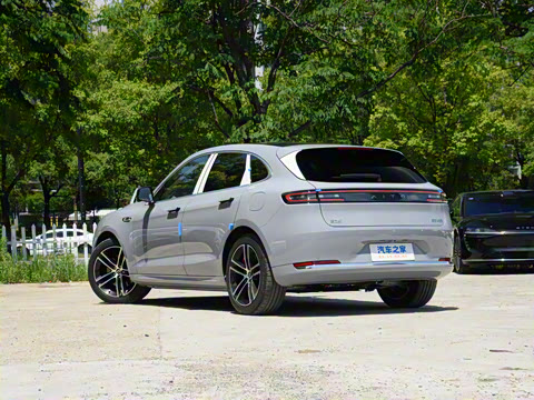 2025�� ����  Ultra ������