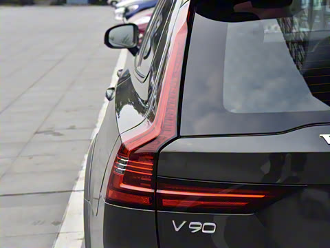 2021�� Cross Country B5 AWD ��Զ��