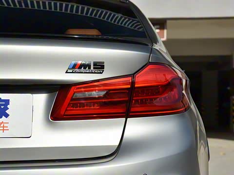 2019�� M5 ������