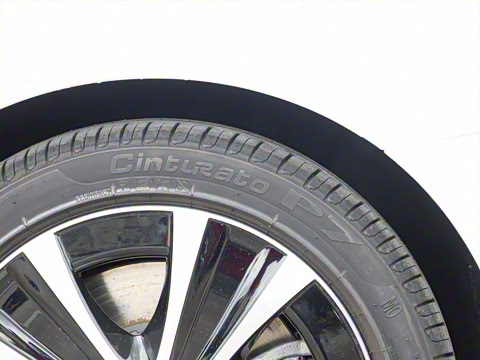 2022�� �Ŀ��� E 350 e L ���ʽ��϶����γ�