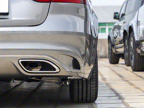 2021�� XFL 2.0T P250 ��������������