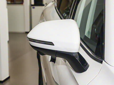 2025�� 120 ���������콢PLUS 7�� �������