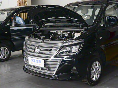 2025�� M5 1.5T ��������� 7��