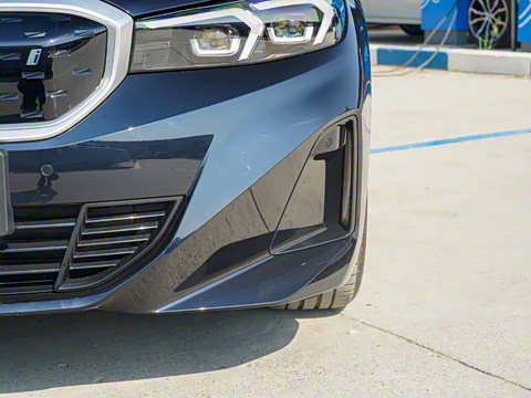 2022�� eDrive 35 L