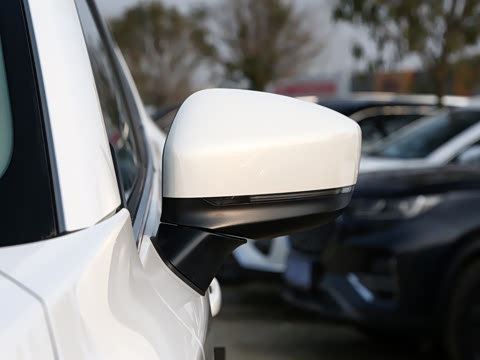 2022�� 2.0L �Զ�����������