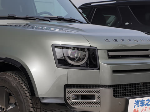 2023�� 110 3.0T P400 X-DYNAMIC HSE