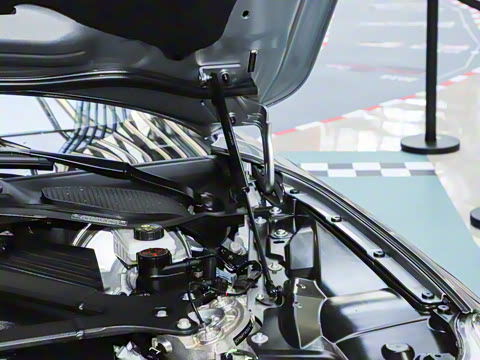 2025�� 4.0T V8 Coupe