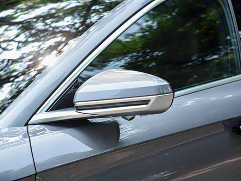 2022�� EV ������ 715KMǰ���콢��