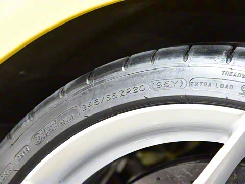 2020�� Spider 3.9T V8