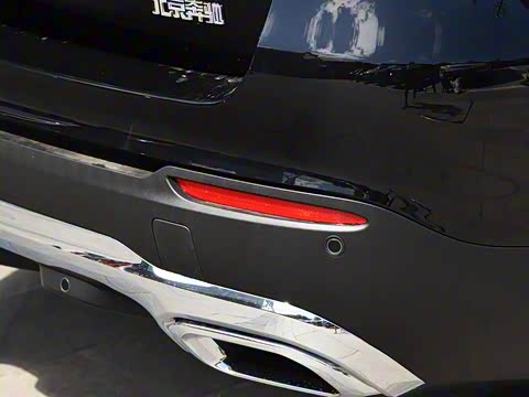 2020�� GLC 260 L 4MATIC ������