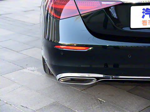 2022�� �Ŀ� S 400 L ������