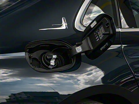 2025�� �Ŀ� E 300 L ʱ����