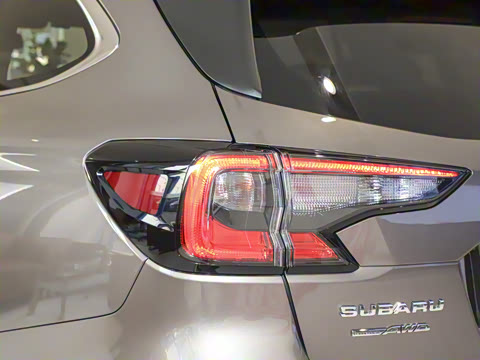 2024�� 2.5i AWD�˶��� EyeSight