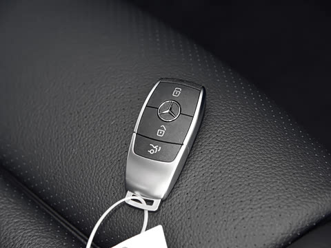 2021�� C 260 L �˶���ҫ��ذ�