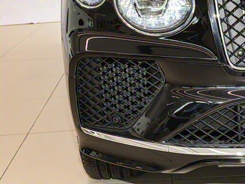 2026�� 4.0T V8 ������