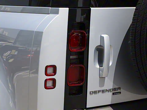 2023�� 110 3.0T P400 X-DYNAMIC HSE