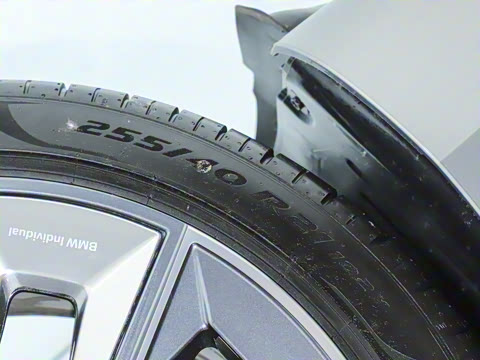 2023�� 740Li ������ ������װ