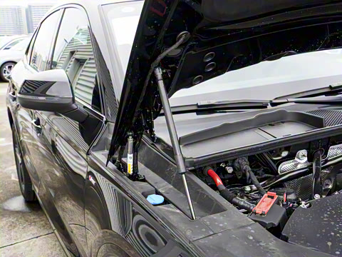 2025�� quattro 45�����ذ� 40 TFSI ʱ����