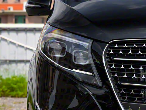 2025�� V 300 �캽��