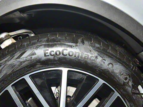 2023�� GLC 260 4MATIC ����SUV