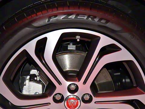 2018�� P200 �׷������� ��V