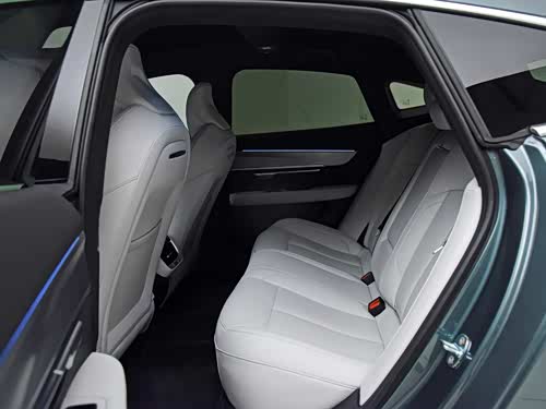 【图】小鹏p7 2023款 p7i 702 max报价_图片_小鹏_汽车之家