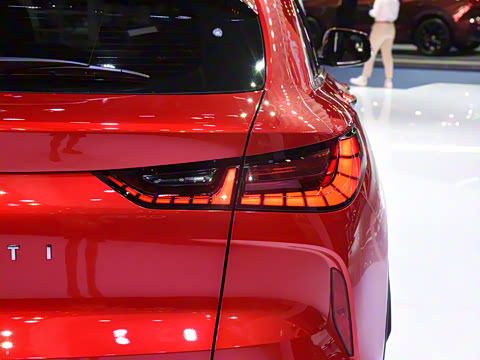 2022�� 2.0T ����ҫ�ݰ�