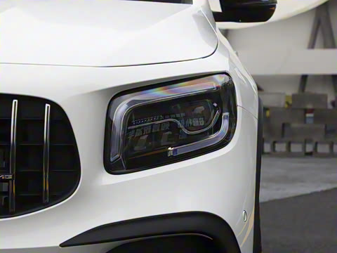 2023�� AMG GLB 35 4MATIC