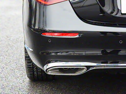 2022�� �Ŀ� S 400 L ������