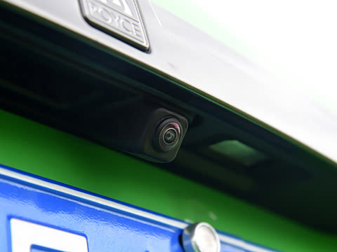 2022�� 6.7T Black Badge