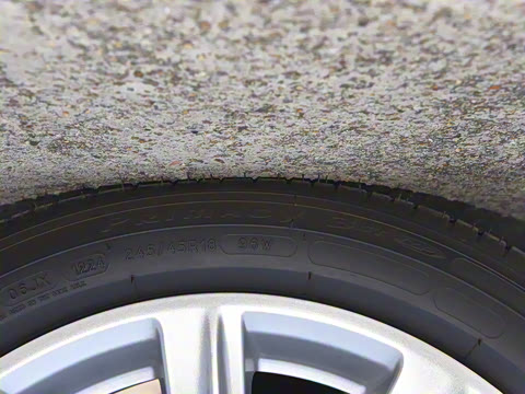 2025�� 28T ���з��а�