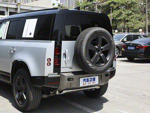 2023�� 110 3.0T P400 X-DYNAMIC HSE