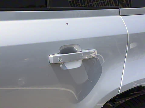 2023�� 110 3.0T P400 X-DYNAMIC HSE