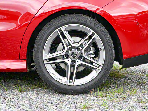 2024�� �Ŀ� CLA 200 ���ܳ�