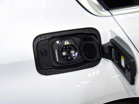 2022�� eDrive 35 L