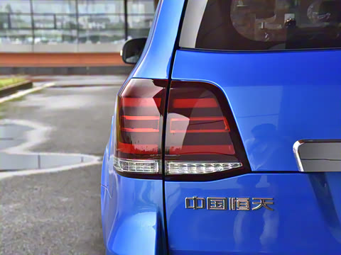 2023�� 4.6L V8 �캽��