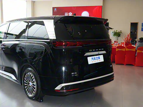 2022�� EV 600 ����������