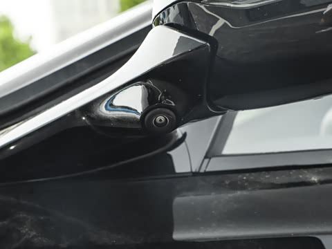 2025�� 4.0T V8 Coupe